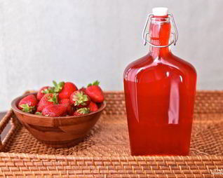 Клубника, протертая в сиропе