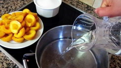 персики в сиропе