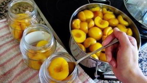 персики в сиропе