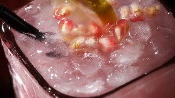 Рецепт Пунш из шампанского с гранатами