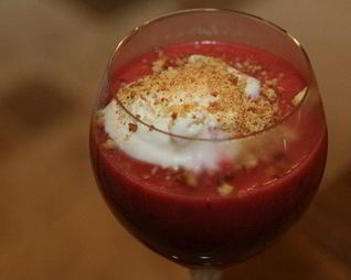 Сливовый коктейль с мороженым