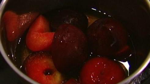 сливовый коктейль с мороженым