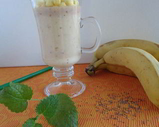 Смузи Ананас-банан с семенами чиа
