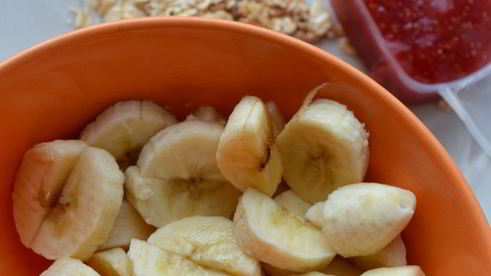 смузи из банана и земляники