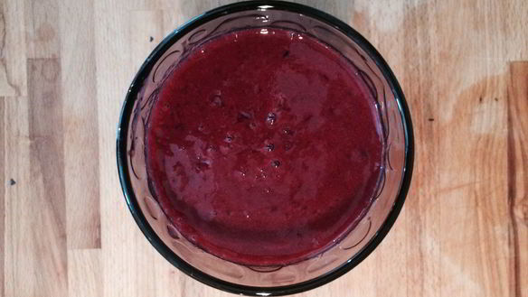 Рецепт Смузи из черной смородины, банана и нектарина