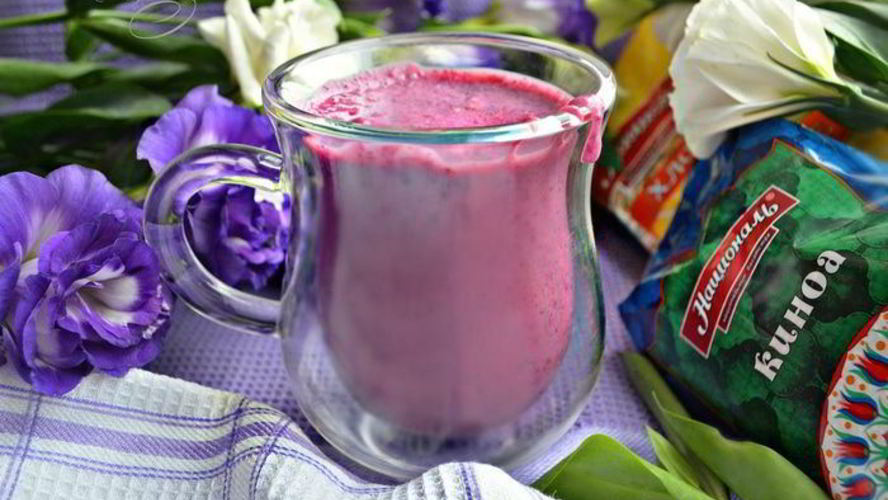 Рецепт смузи из черной смородины, овсяных хлопьев и киноа