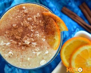 Смузи с бананом и апельсином