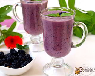 Смузи с шелковицей
