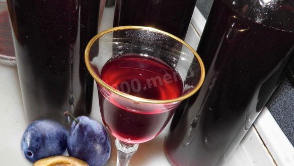 Рецепт Вино из сливы с косточками