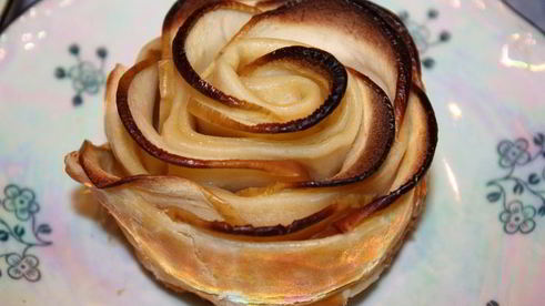 яблочные розы в абрикосовом сиропе