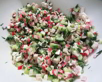 Салат с огурцами