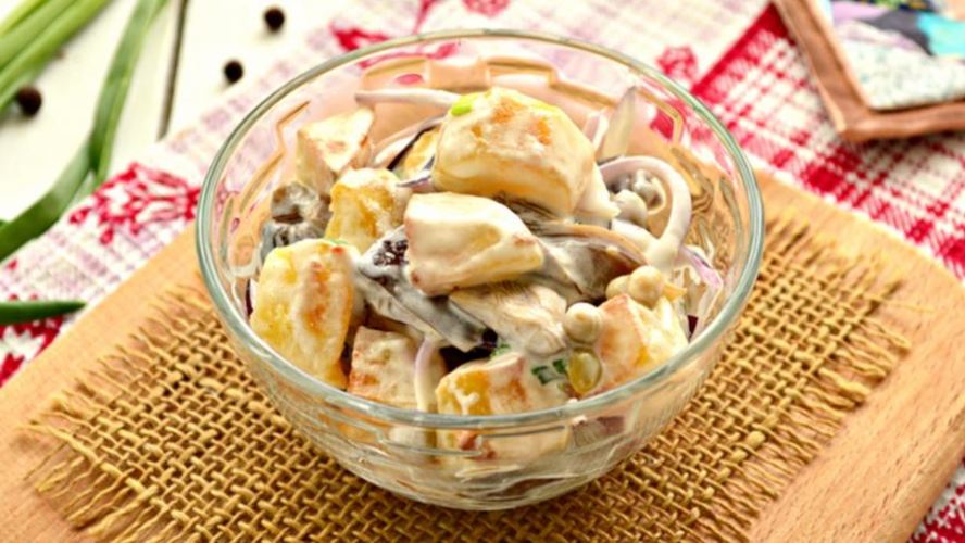 Рецепт теплый картофельный салат с грибами