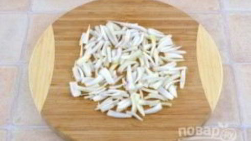 куриный салат с ветчиной и опятами