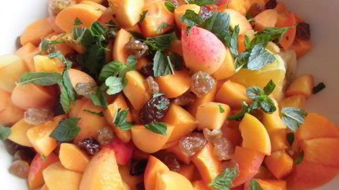 летний фруктовый салат