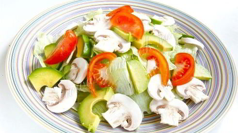 салат из индейки с грибами