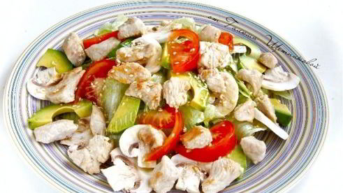 салат из индейки с грибами