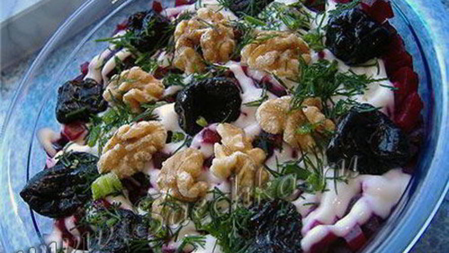 Рецепт салат из курицы и чернослива гренадер