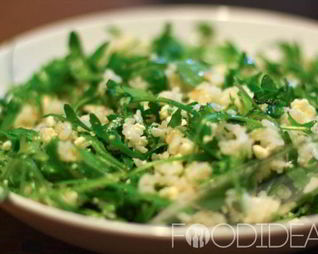 Салат из рукколы