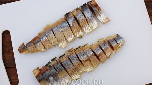 салат из селедки с горошком