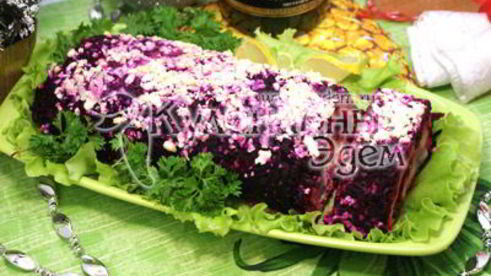 салат-рулет селедка под шубой