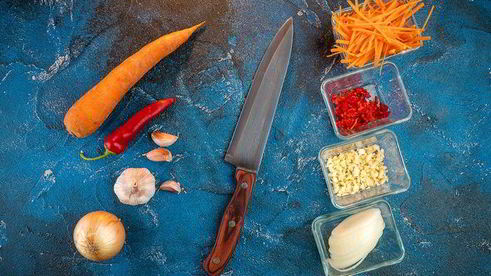 салат с кальмарами и перцем чили