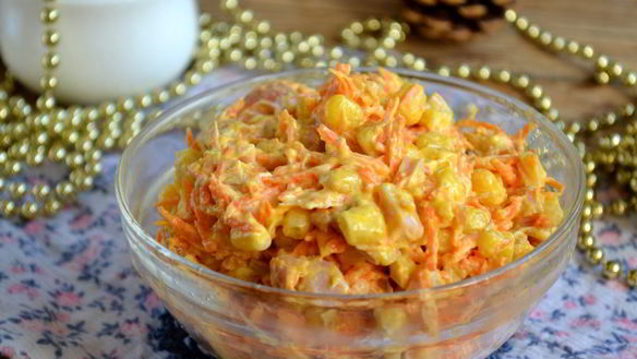 Рецепт Салат с корейской морковкой и копченой курицей