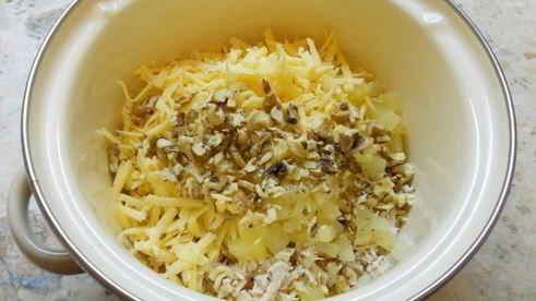 салат с курицей и ананасом в тарталетках