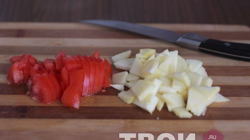 салат с курицей и яблоком