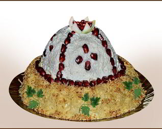 Салат Шапка мономаха с сельдью