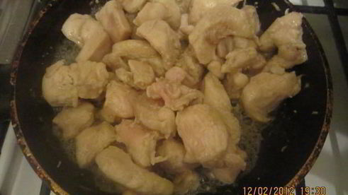 салат цезарь с курицей