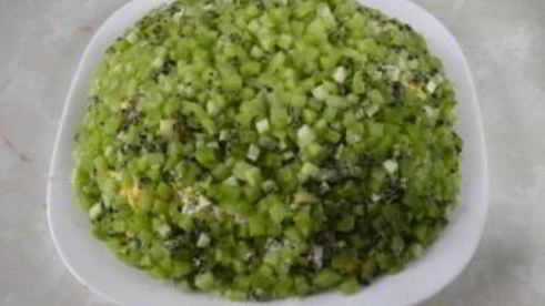 слоеный салат изумрудная россыпь