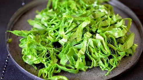 африканский соус со шпинатом с рыбой