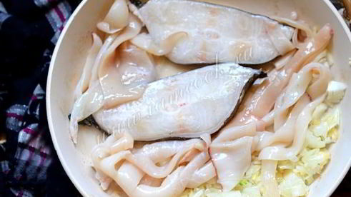 африканский соус со шпинатом с рыбой