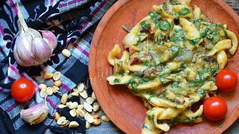 африканский соус со шпинатом с рыбой