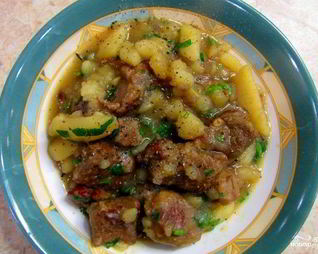 Мясной соус с картошкой