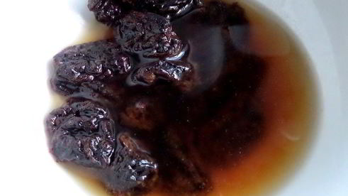 сливочный соус с черносливом