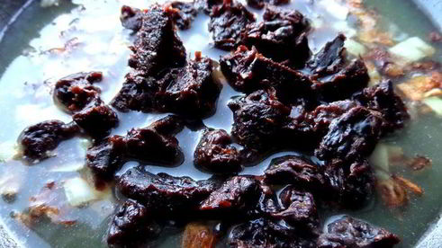 сливочный соус с черносливом