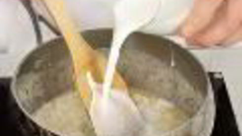 соус из шампиньонов с петрушкой