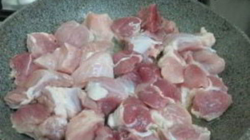 томатный соус со свининой