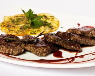 Вишневый соус к мясу на гриле