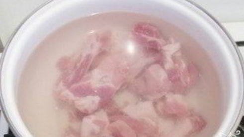 борщ на свиных ребрышках