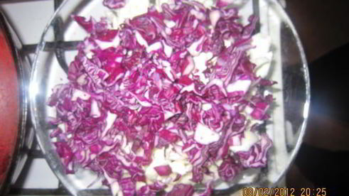 борщ с чесночными гренками