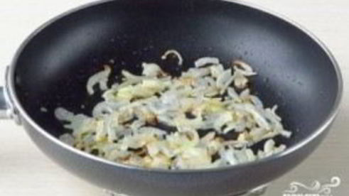 борщ с кислой капустой и свеклой