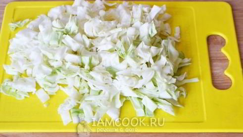 борщ с пампушками