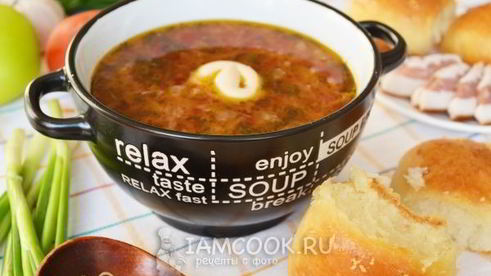 борщ с пампушками