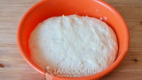 борщ с пампушками