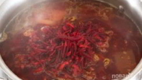 борщ со свеклой и капустой