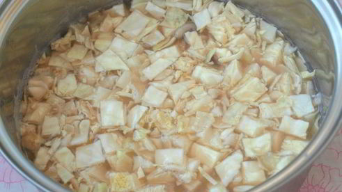 постный борщ с фасолью и толстолобиком в томате