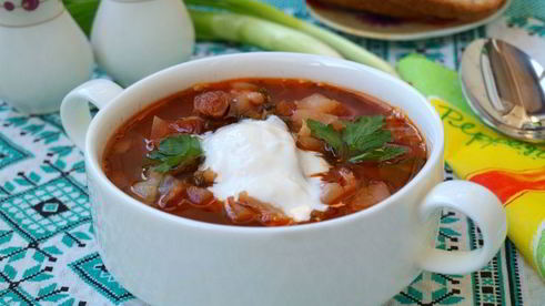 постный борщ с фасолью и толстолобиком в томате