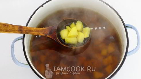 постный красный борщ